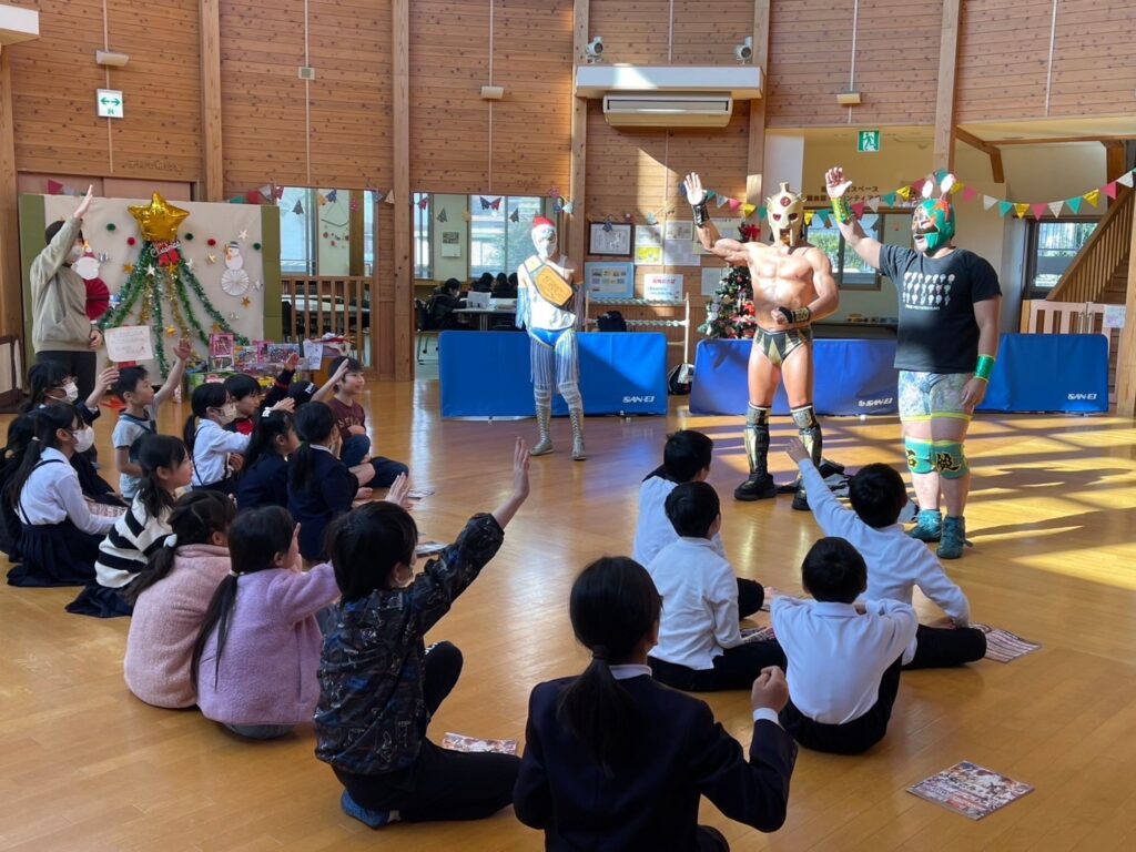 いわがらこども館 (東温市) さまへ訪問活動を行いました。